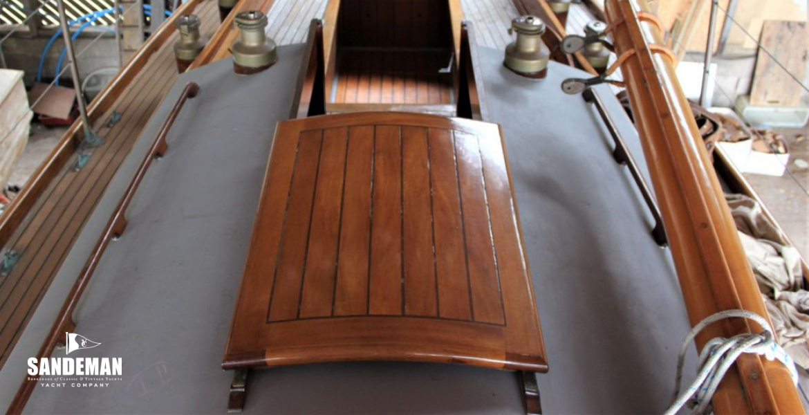Companionway hatch view aft