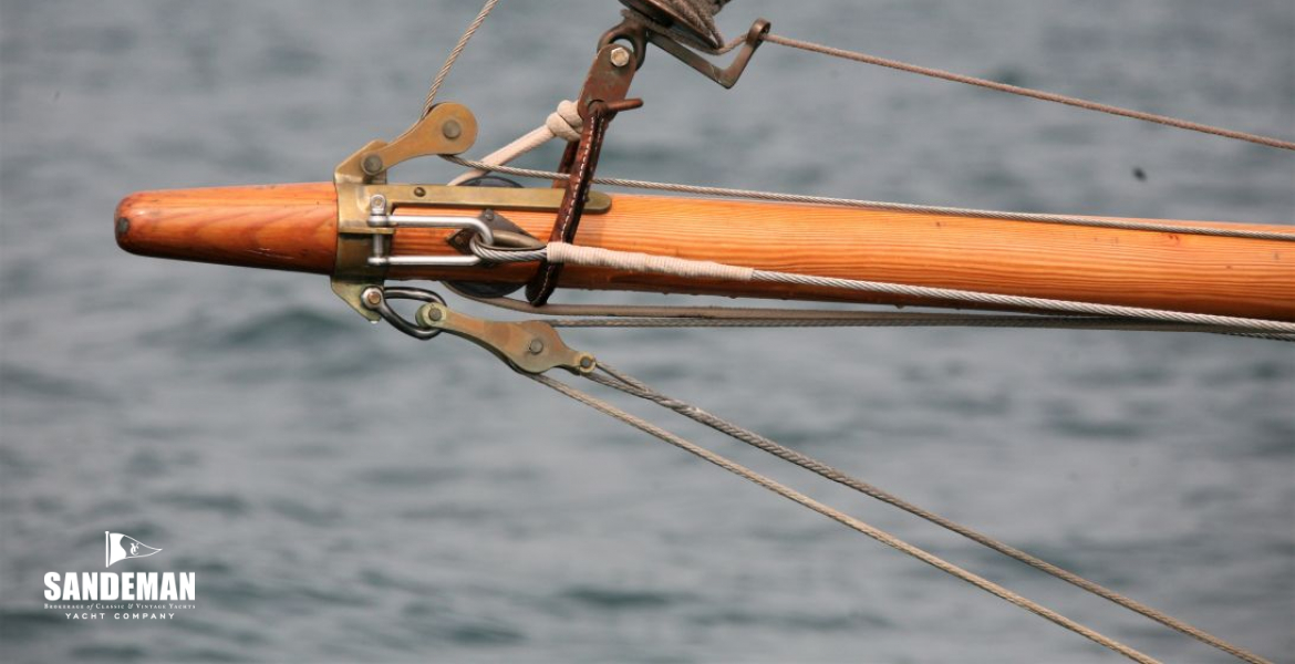 Bowsprit details