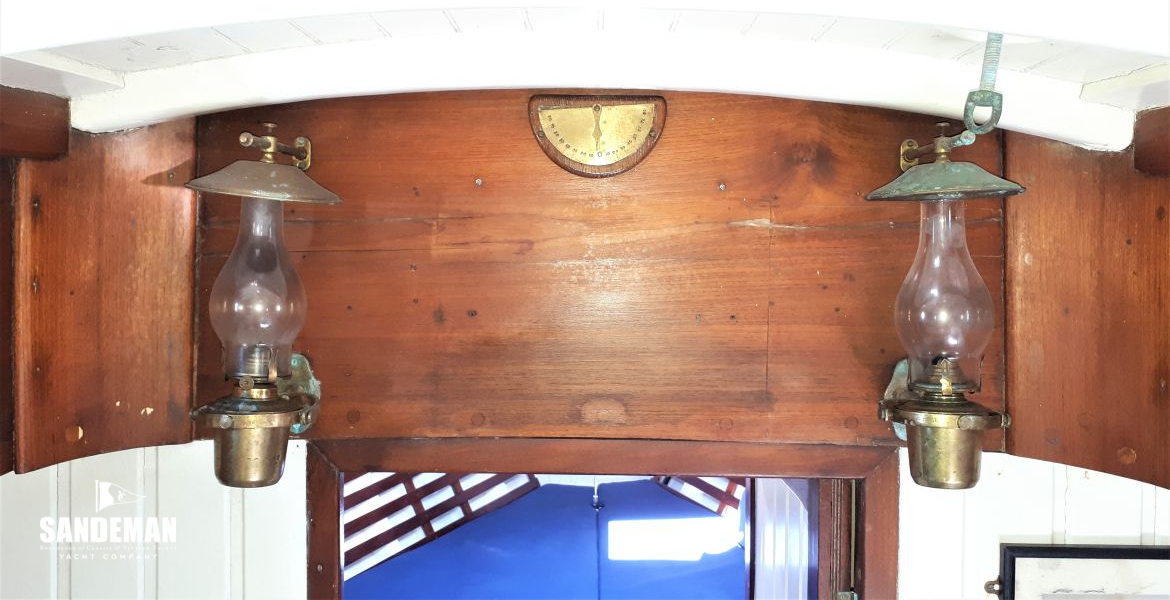 Saloon details