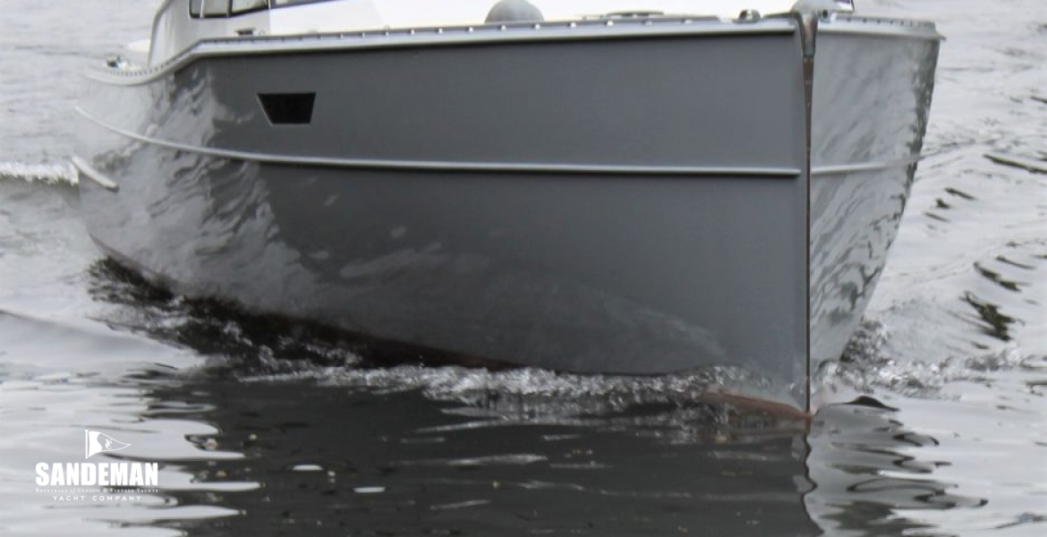Stbd bow