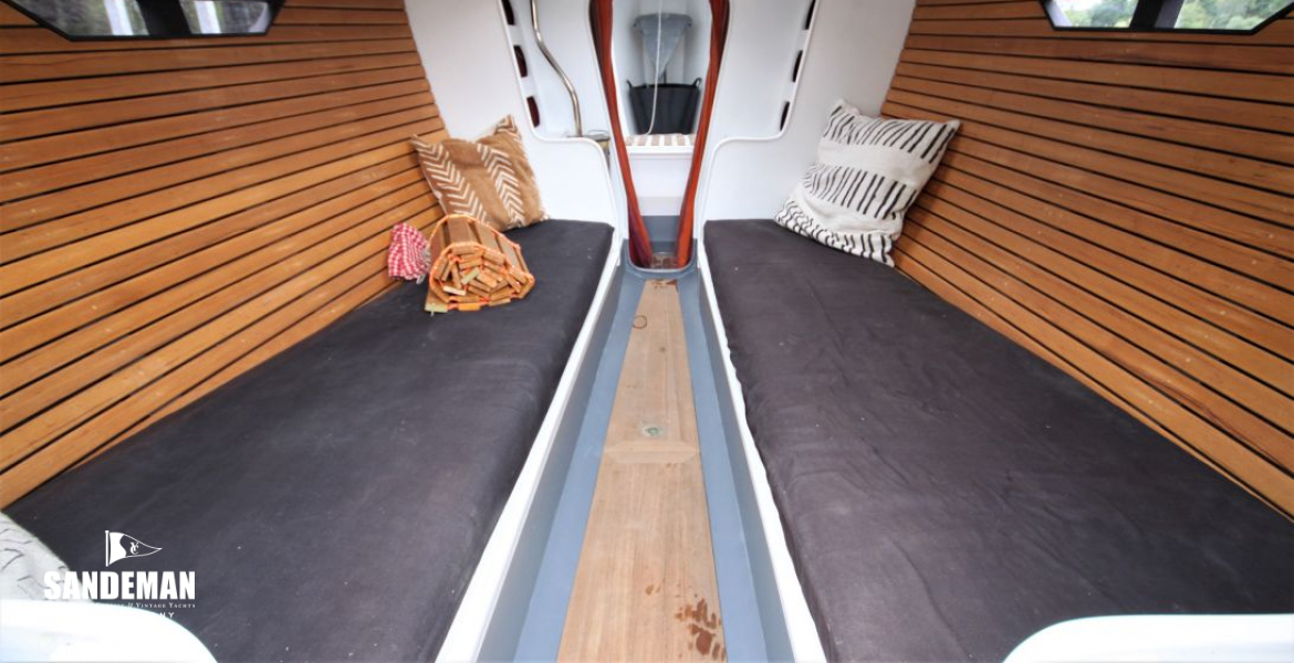 Saloon view fwd