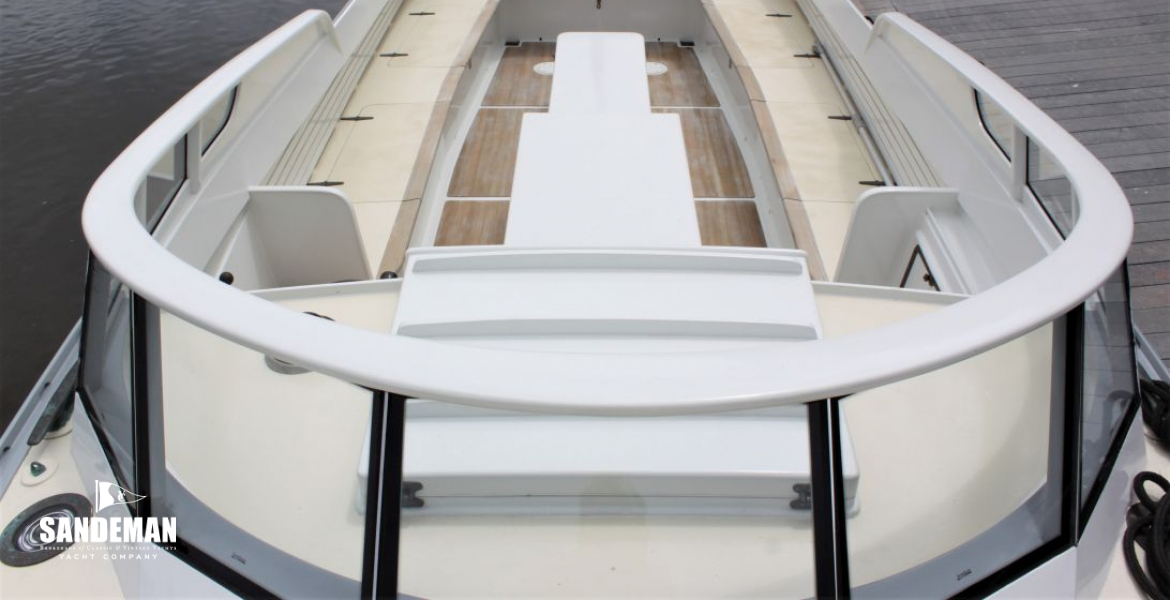 Cockpit view aft from foredeck