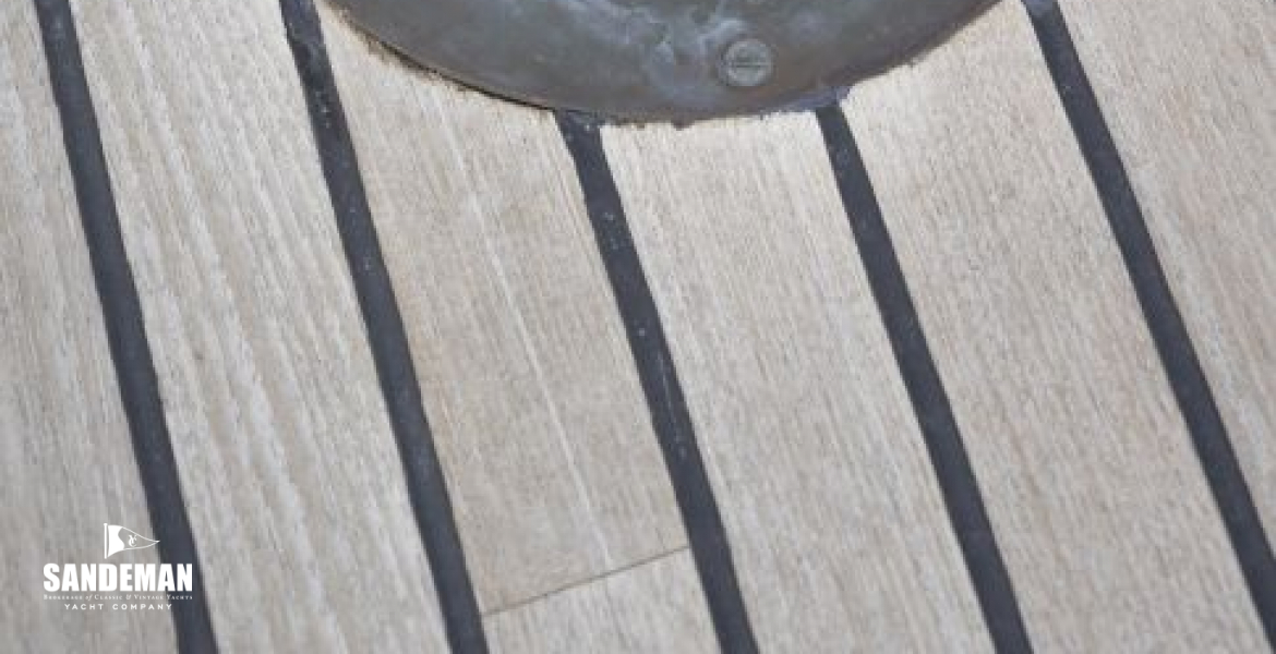 Lemon squeezer deck prism