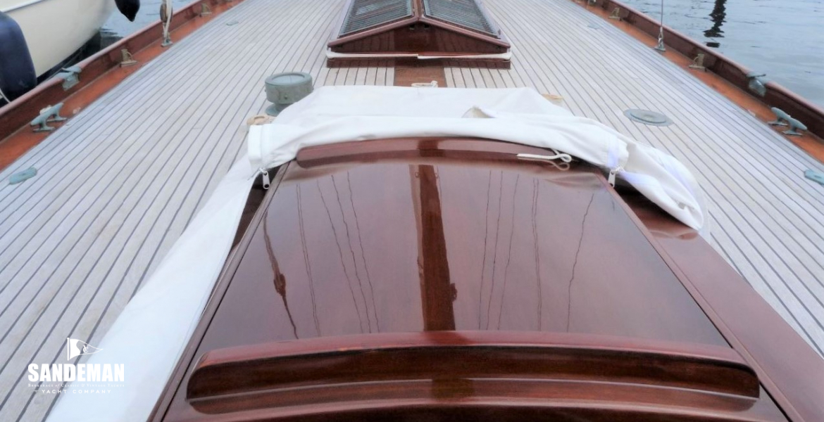View fwd from cockpit