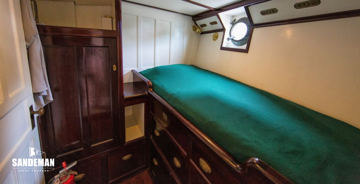 Captain's Cabin