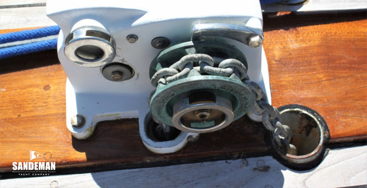 Simpson-Lawrence windlass
