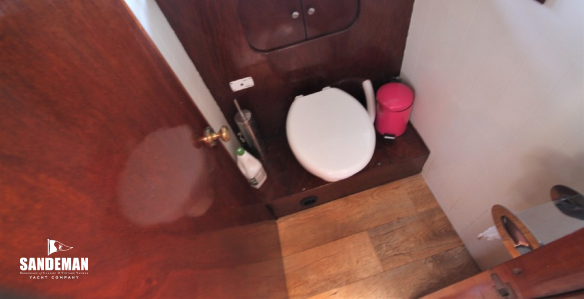 WC Compartment to port