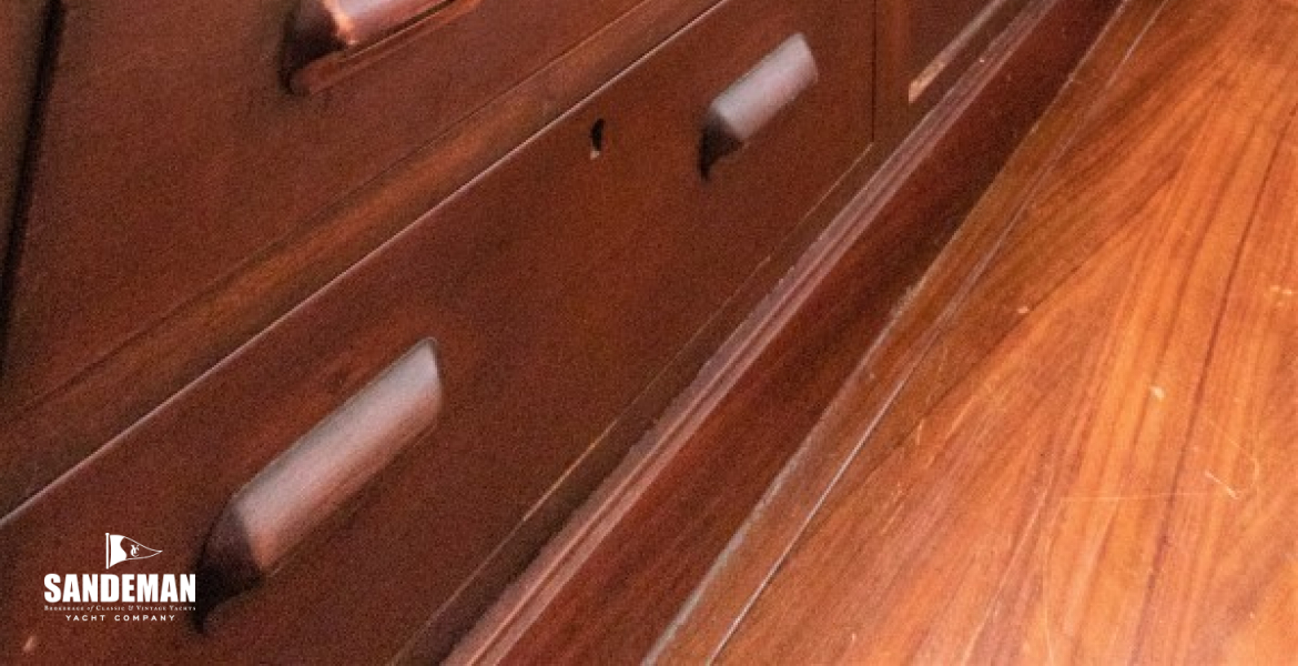 Stbd aft guest cabin