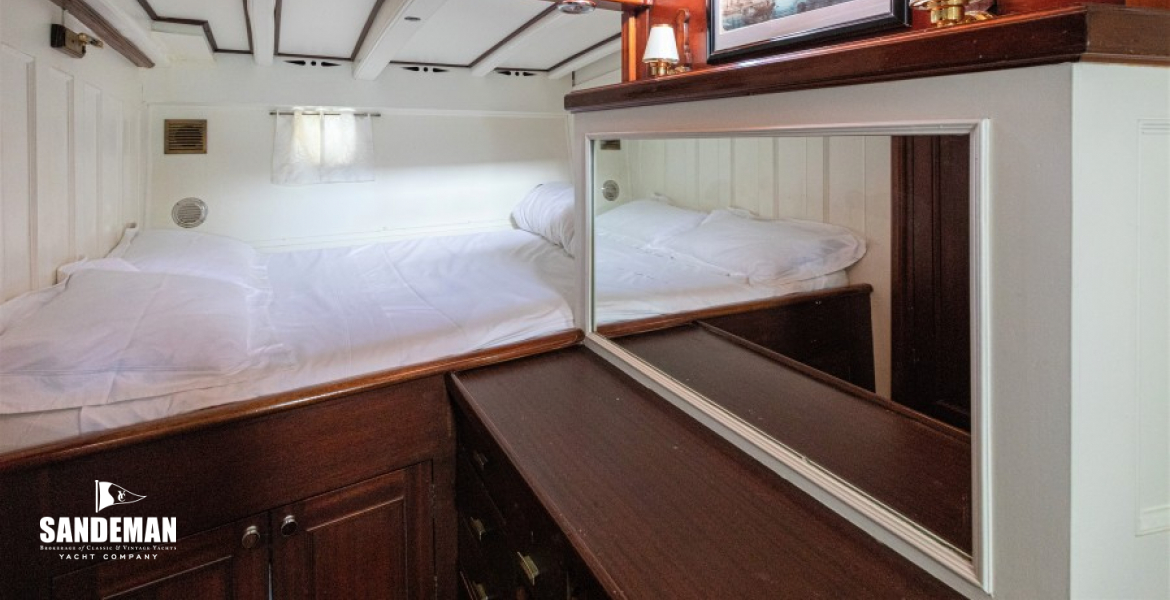 Master cabin double to stbd