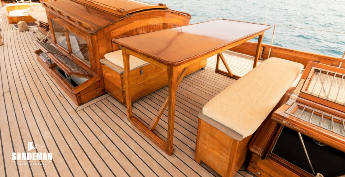 Aft mid deck view aft to port