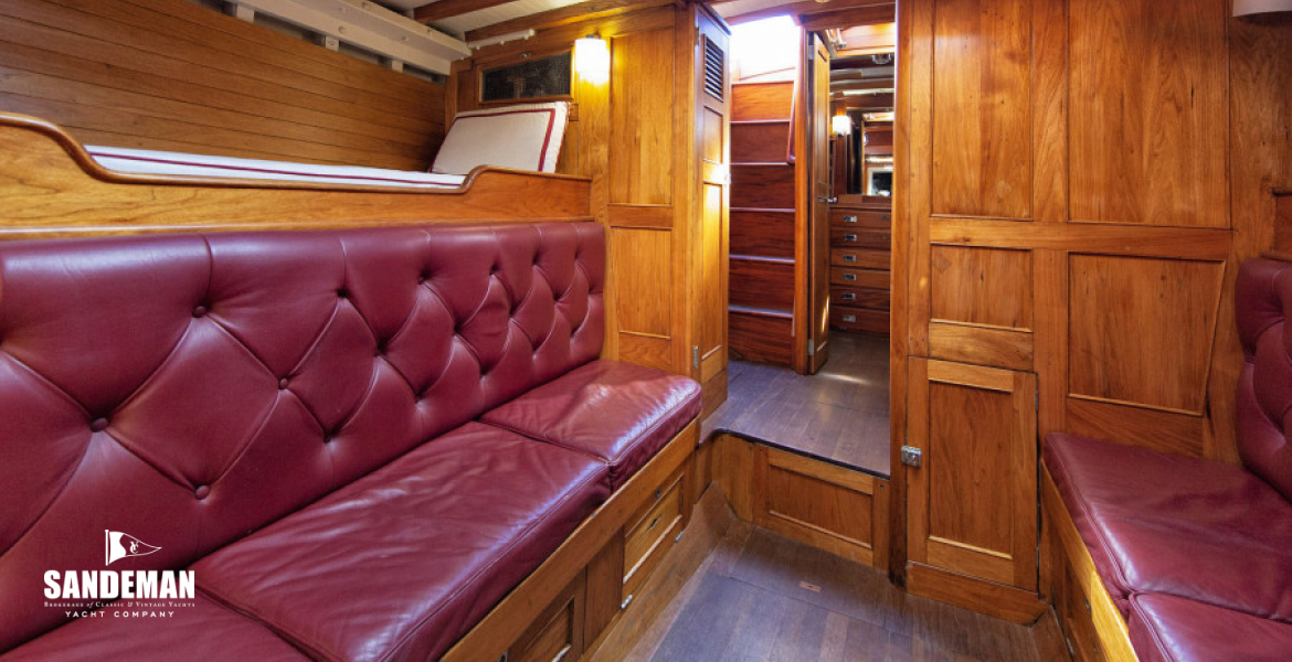 Saloon view aft