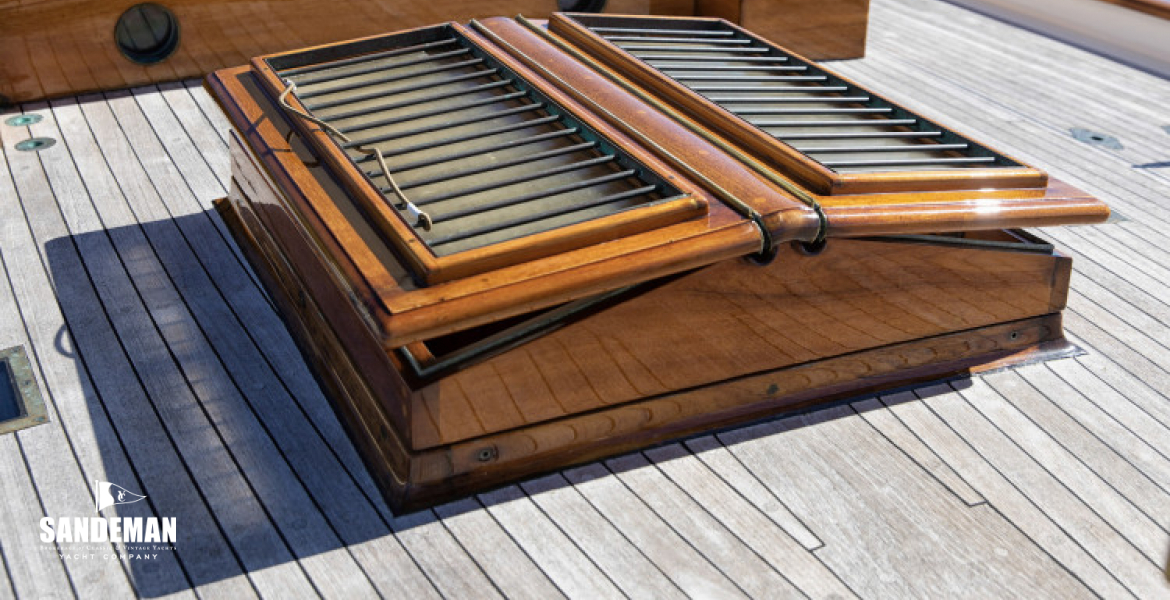 Saloon skylight view aft