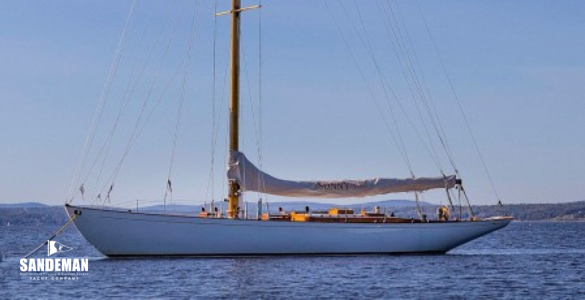 Moored port bow