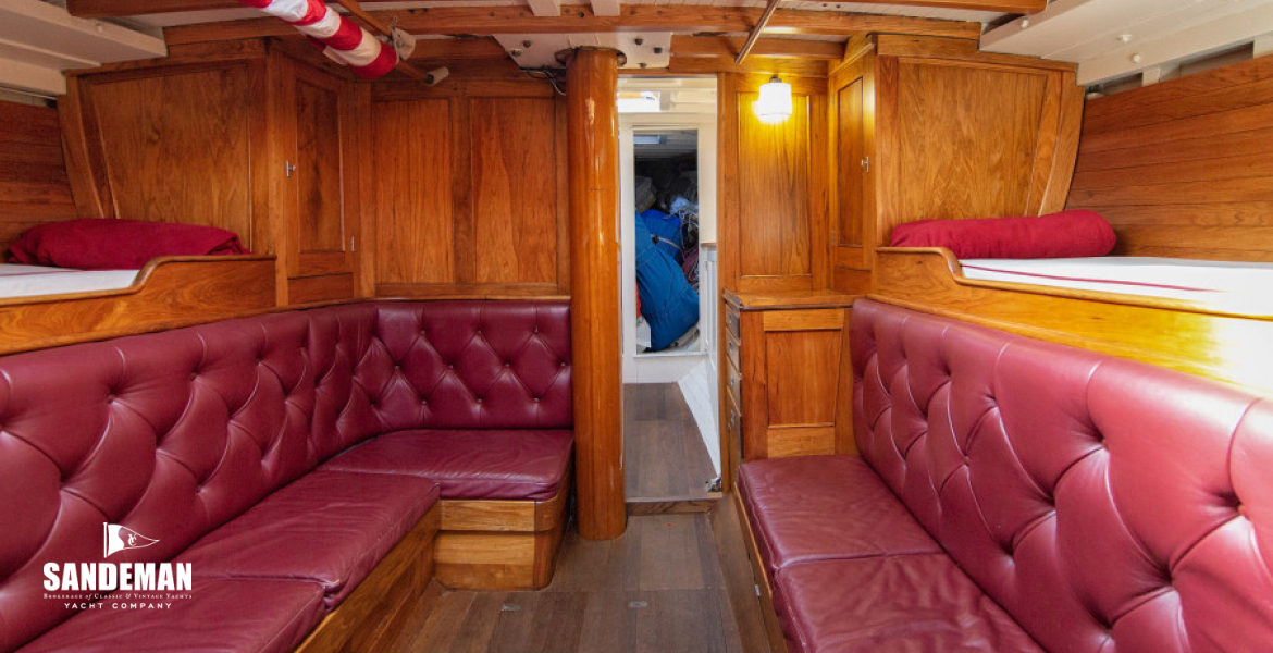 Saloon view fwd