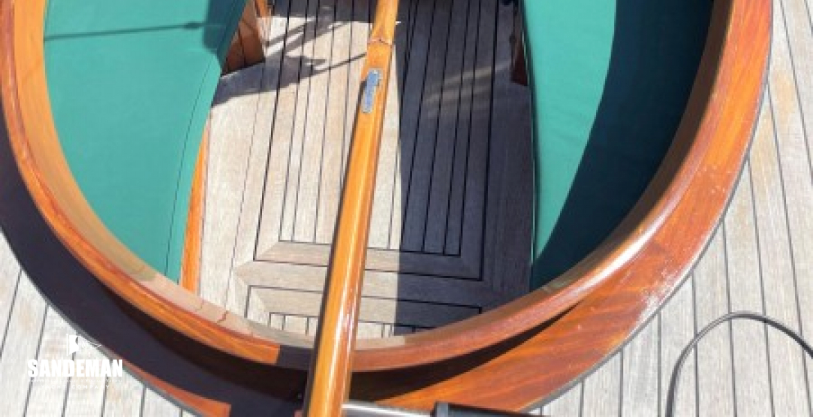 Cockpit view fwd