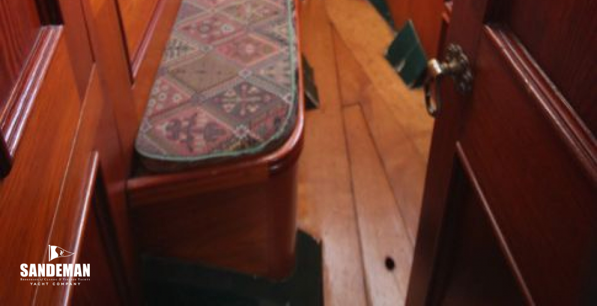 Into owner cabin