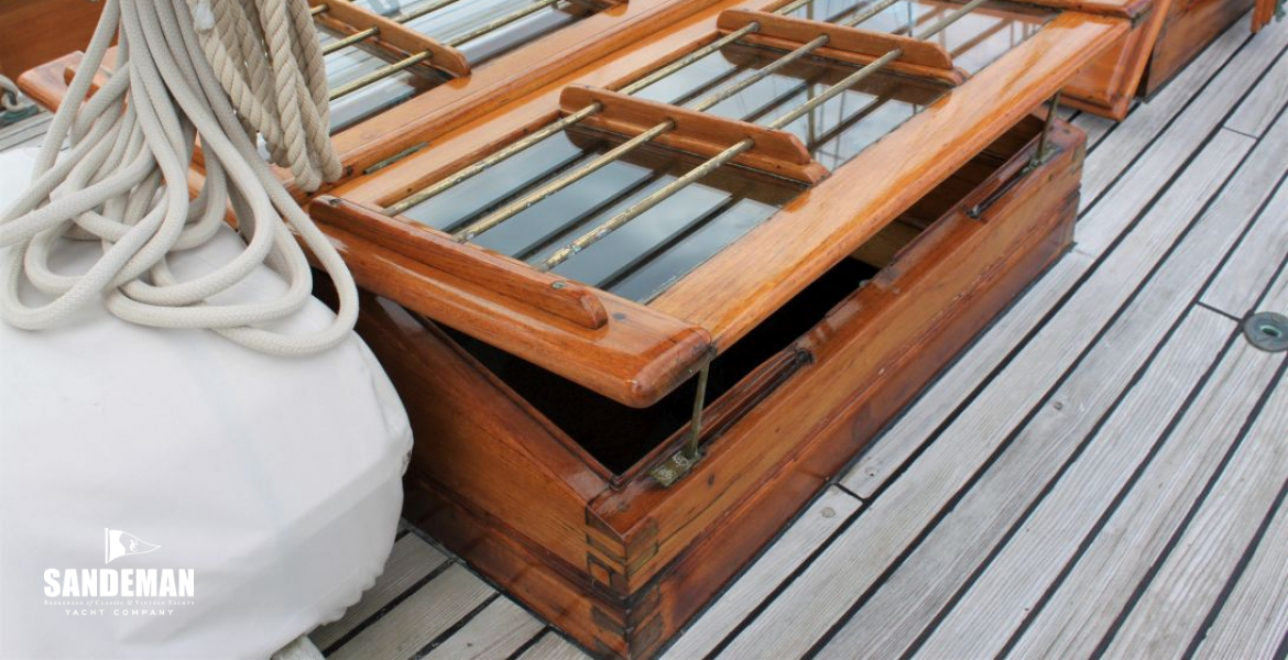 Saloon skylight view aft