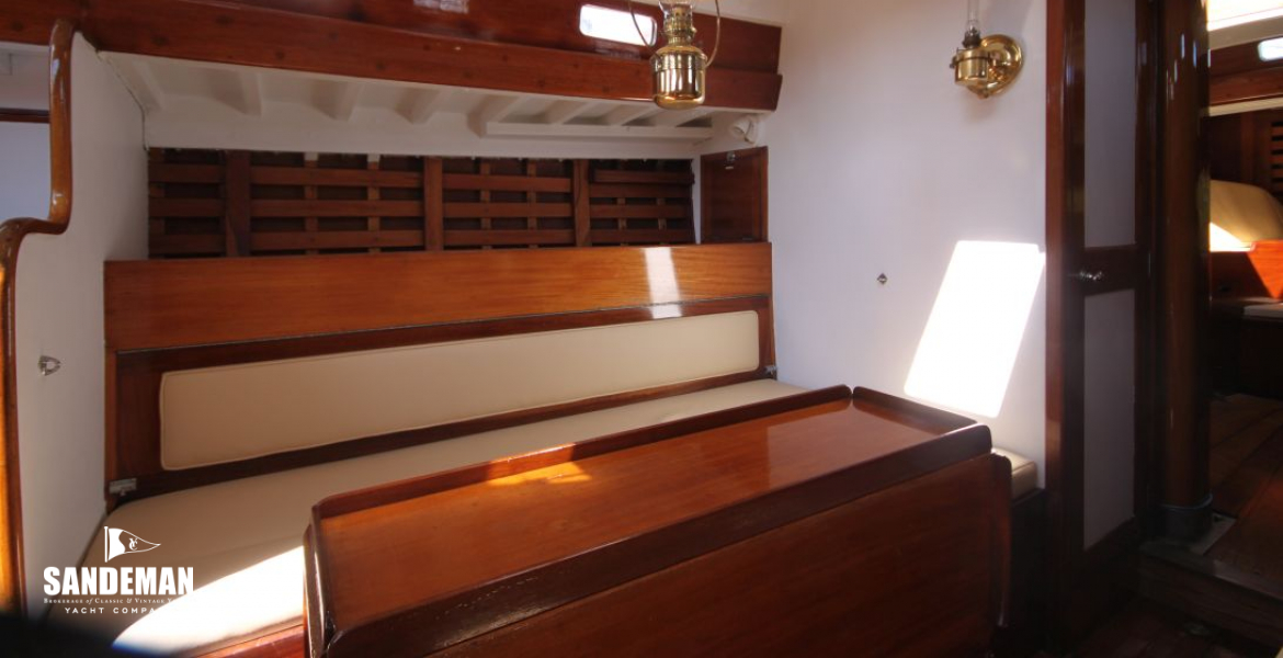Saloon view to port