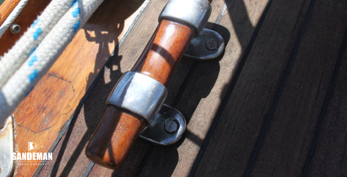 'Clyde' mooring cleat