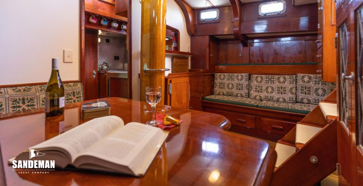 Lower saloon view to stbd fwd