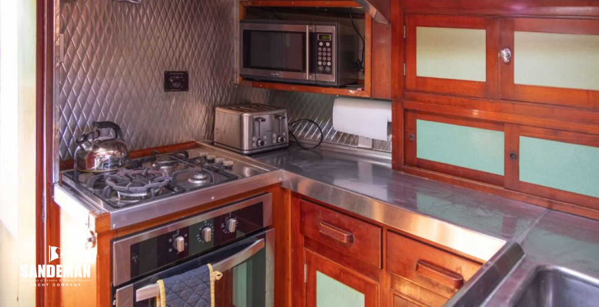 Galley view fwd to stbd