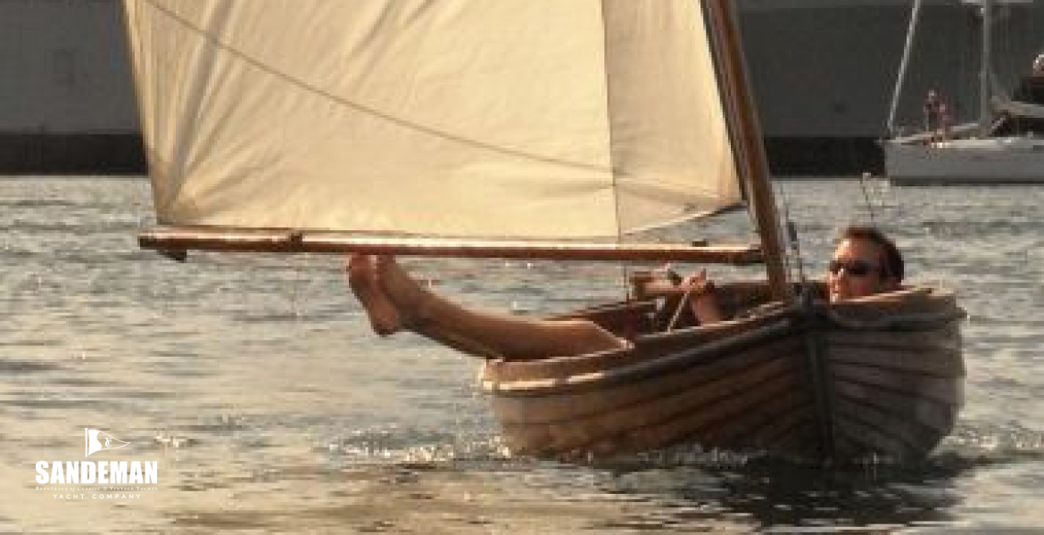 Clinker sailing tender