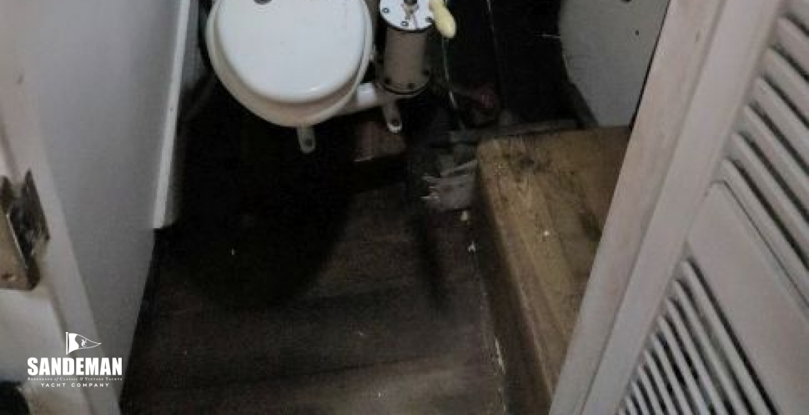 Aft WC