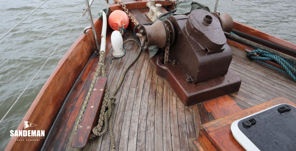 Fwd foredeck