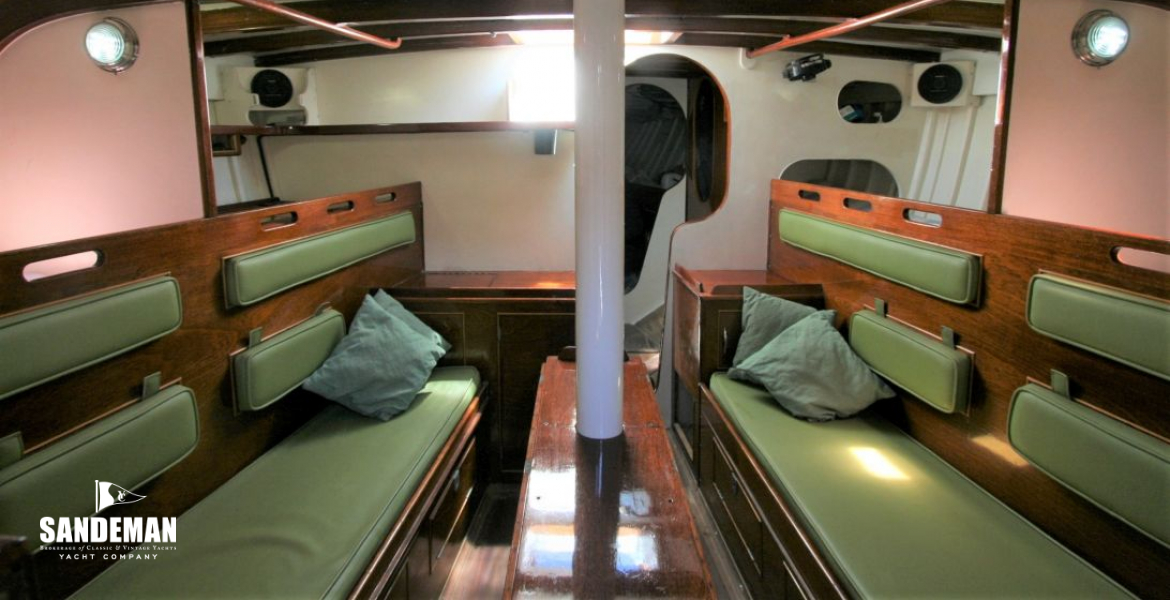 Saloon view fwd