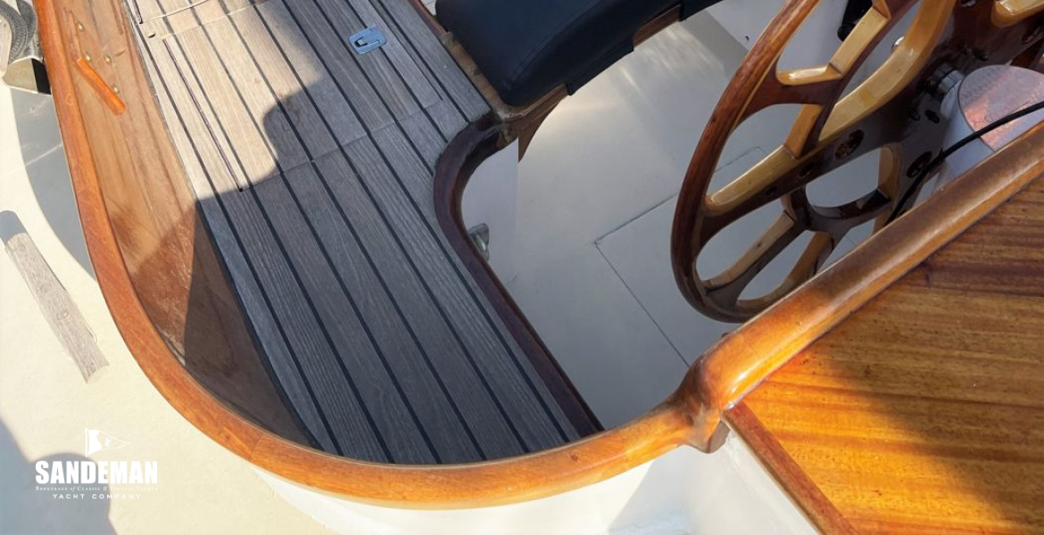 Cockpit view aft