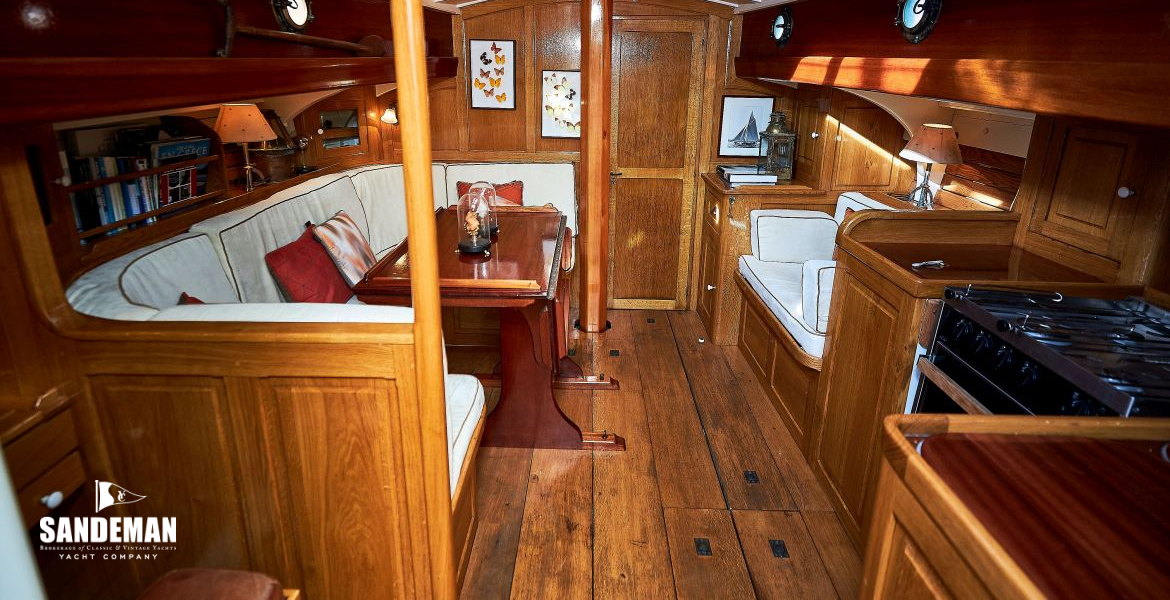 Main cabin gen view fwd