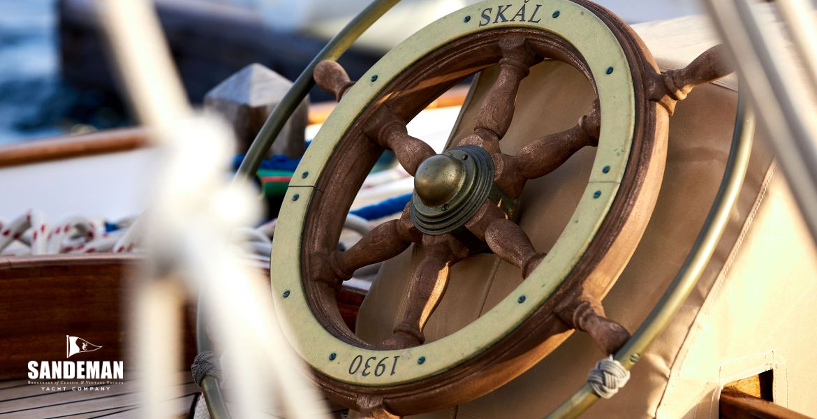 Helm wheel