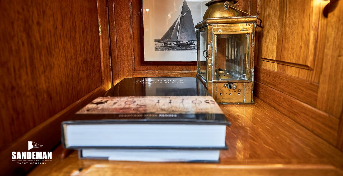 Historic gaff rig picture in saloon