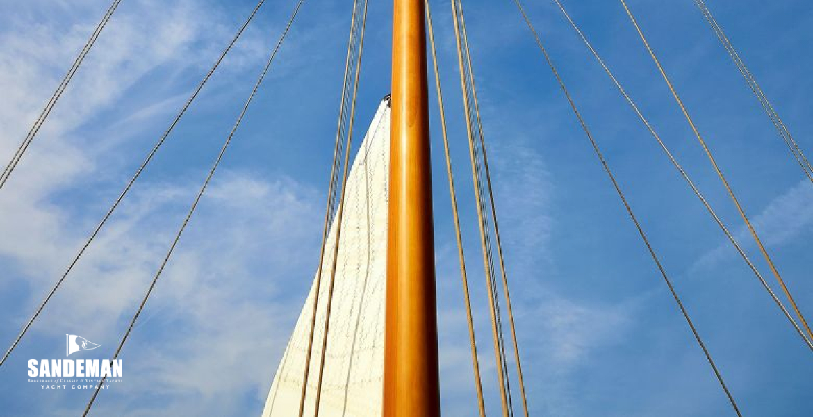 Mast head and spreaders detail
