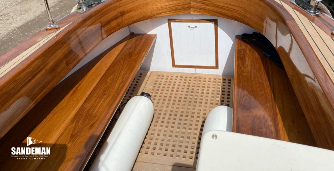 Cockpit view aft