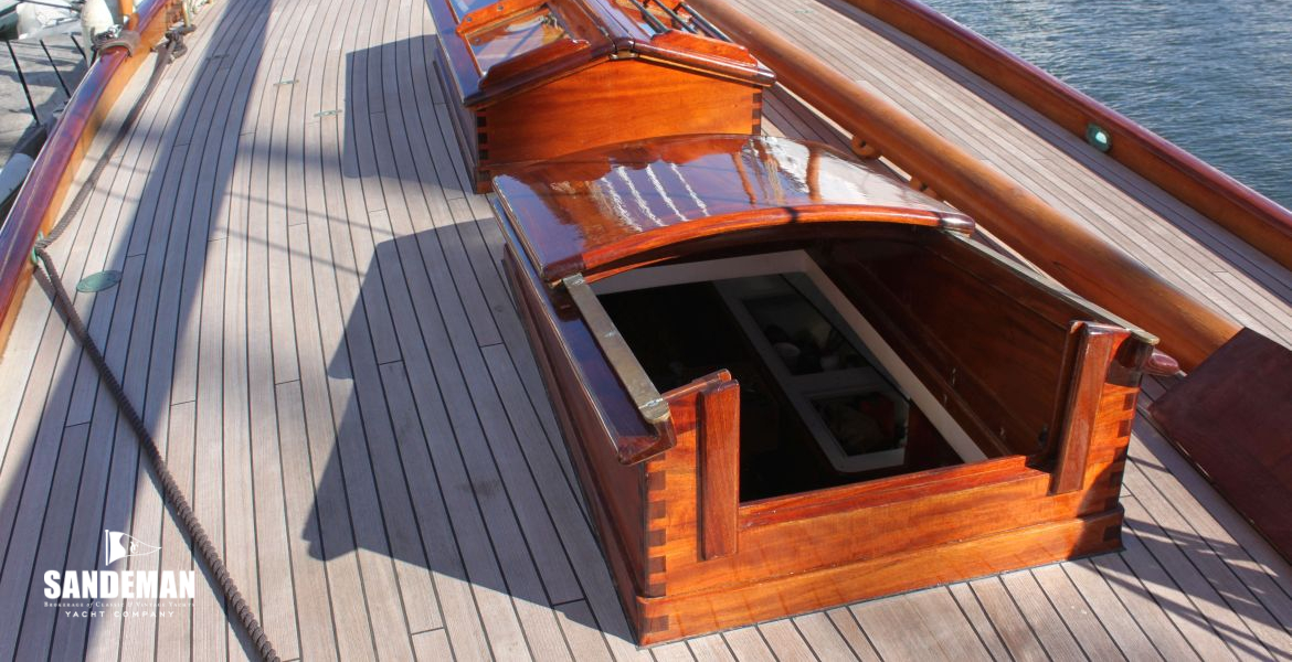 Bridge deck view fwd
