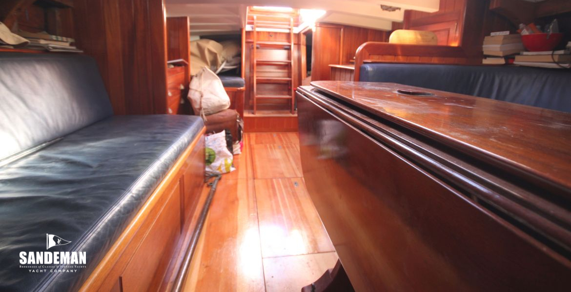 Saloon view aft