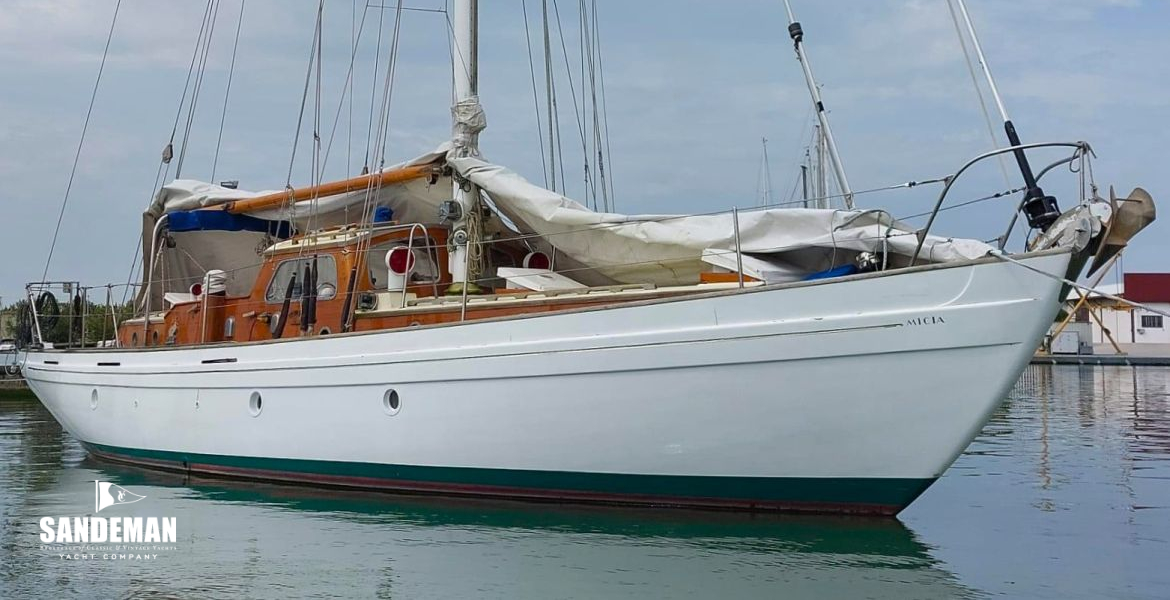 Starboard bow