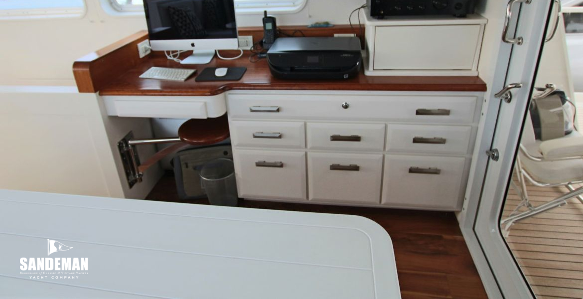 Wheelhouse office to stbd