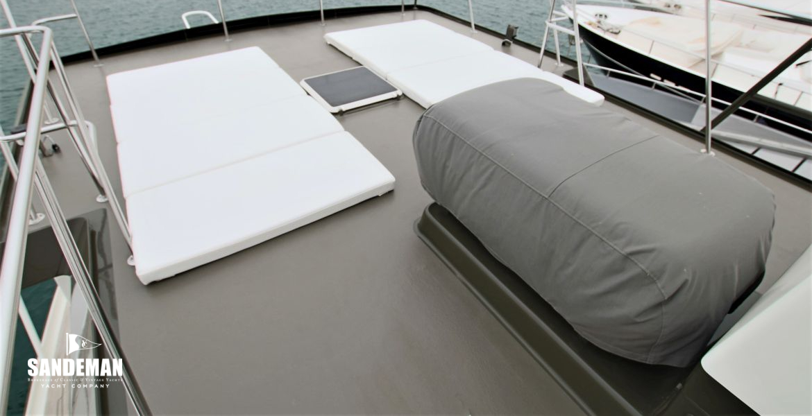 Wheelhouse roof view fwd