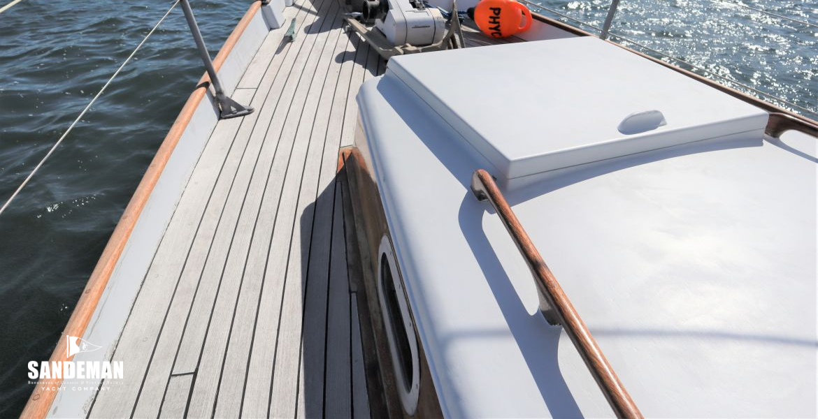 View forward to foredeck