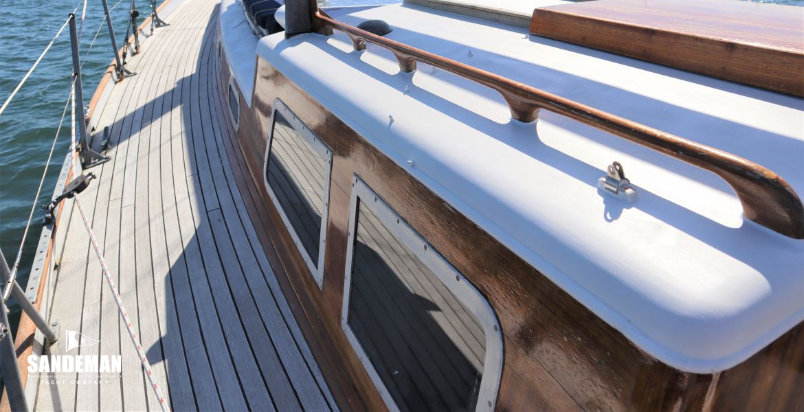 Port side deck view forward