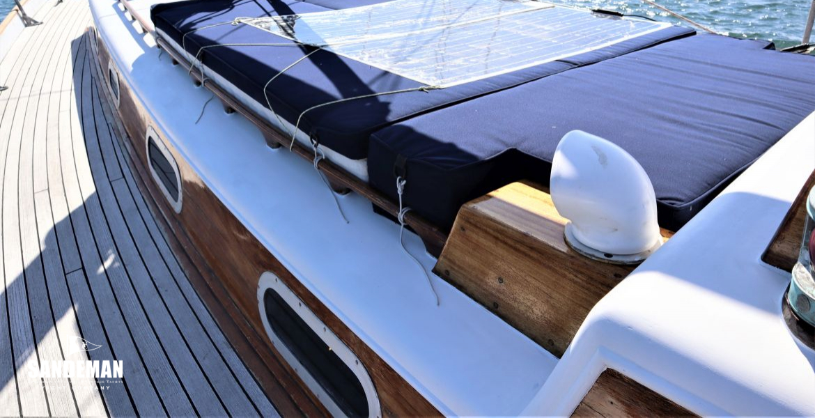House view forward to starboard