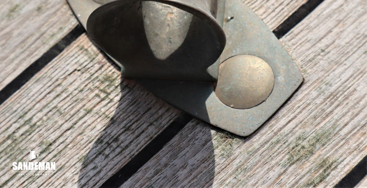 Bronze screw-in bonnet fairlead