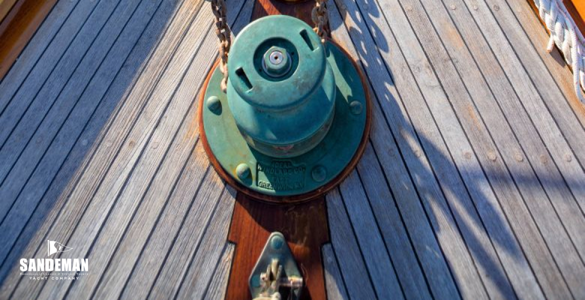 Foredeck to stemhead
