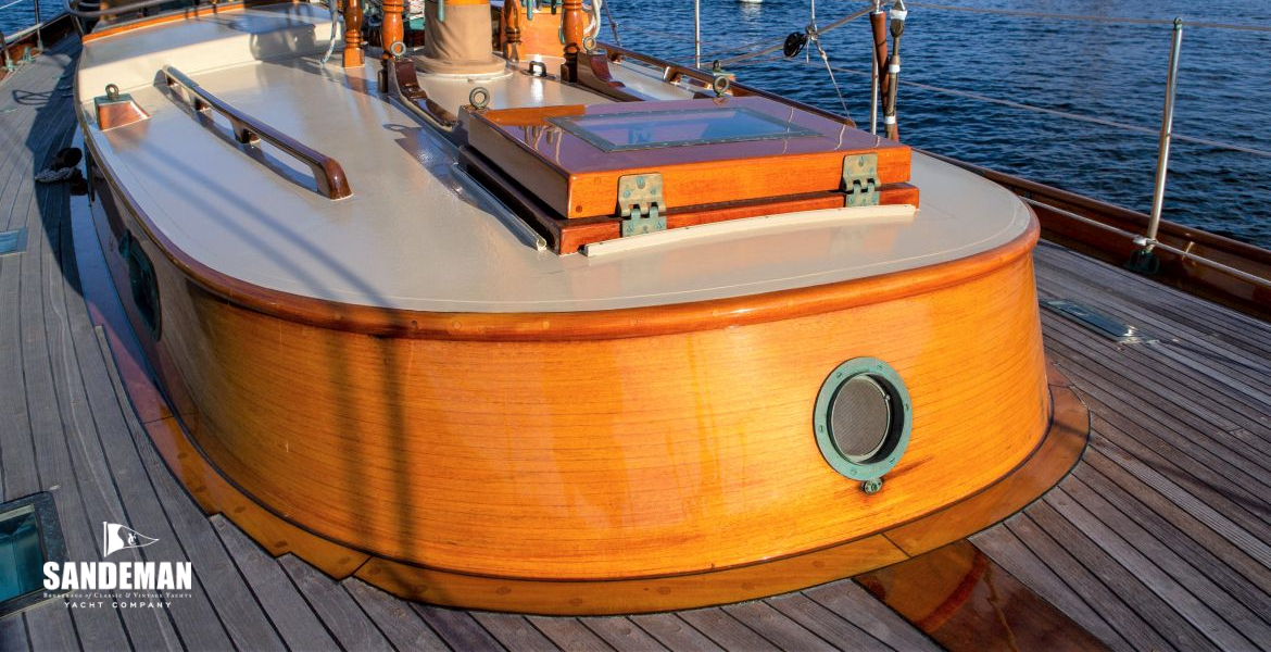 Trunk cabin view aft