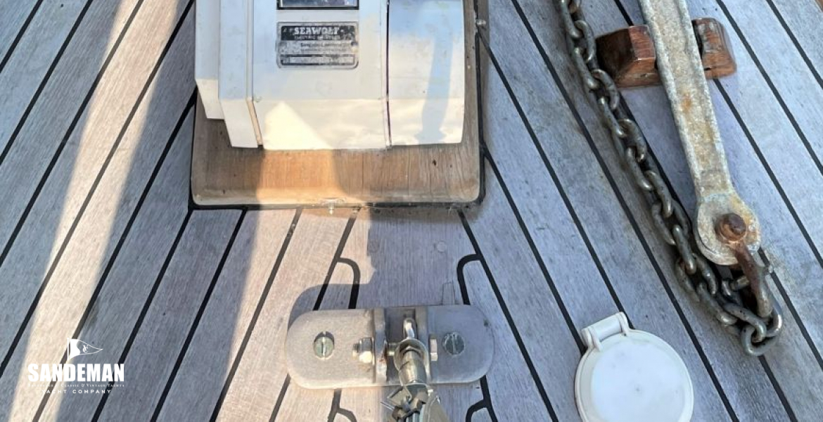 Anchor and windlass