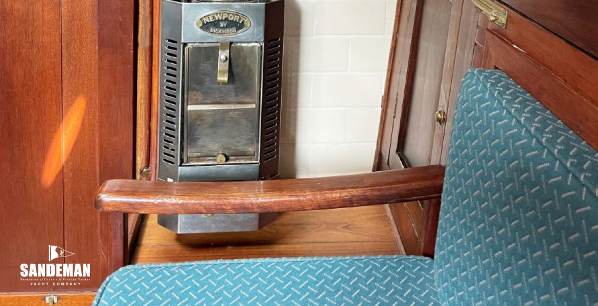 Saloon stove to starboard