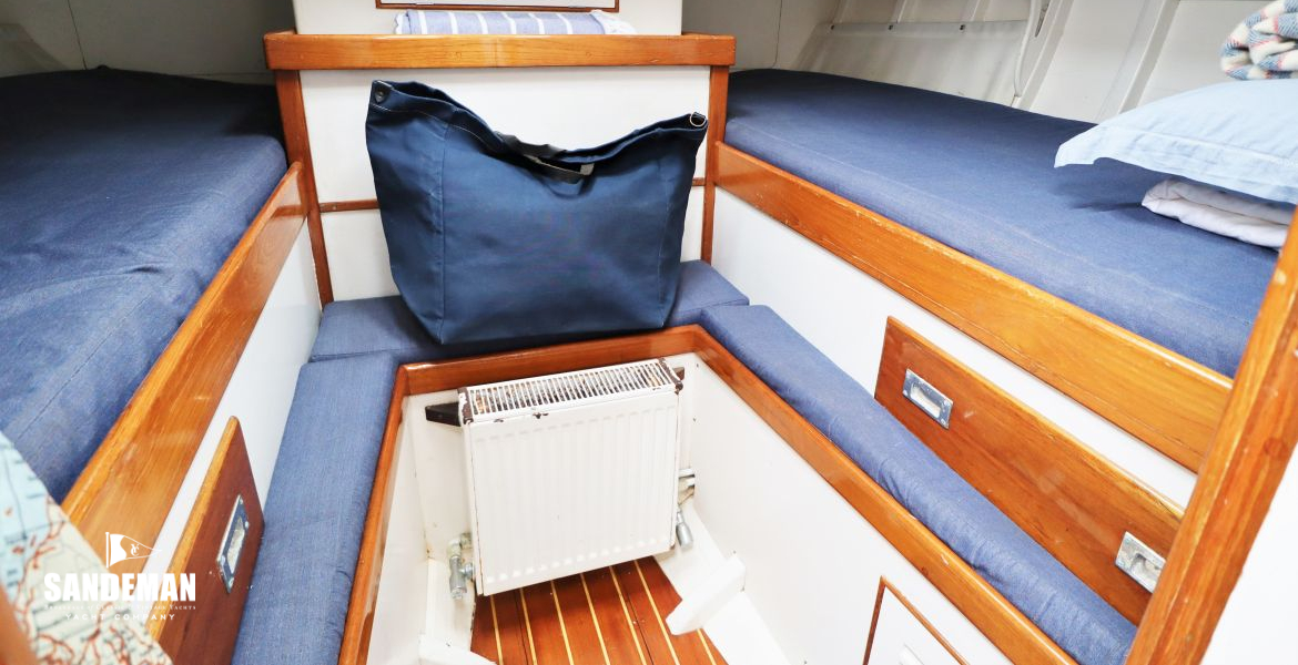 Owner cabin view aft