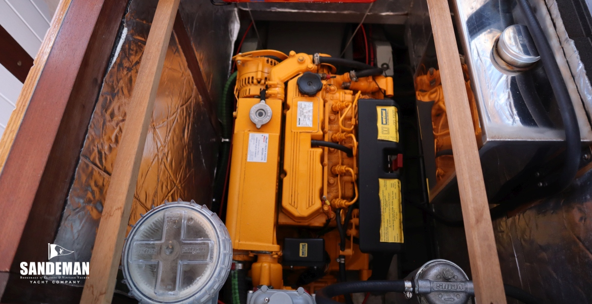 Engine box view forward